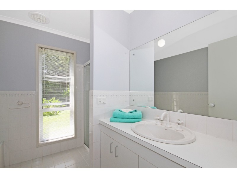 17 Zanthus Drive, Broulee NSW 2537