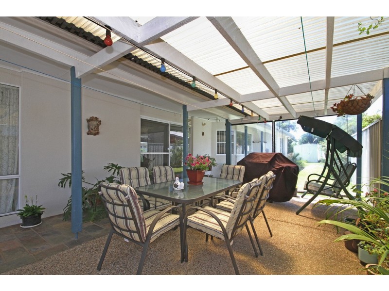 17 Zanthus Drive, Broulee NSW 2537