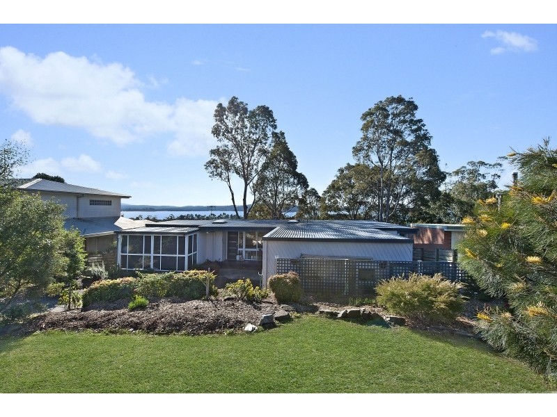 21 Ridge Street, Catalina NSW 2536