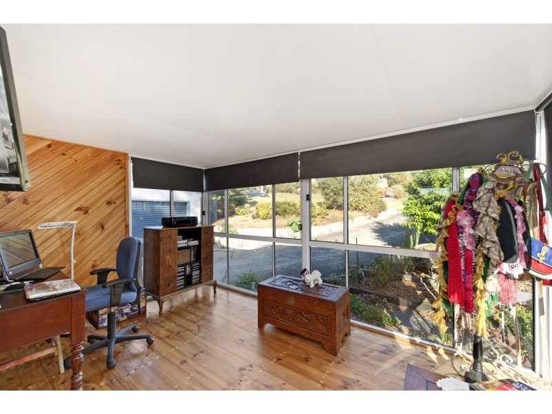 21 Ridge Street, Catalina NSW 2536