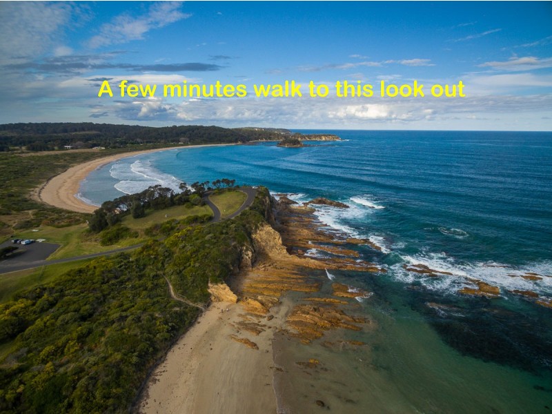 41 Red Hill Parade, Tomakin NSW 2537