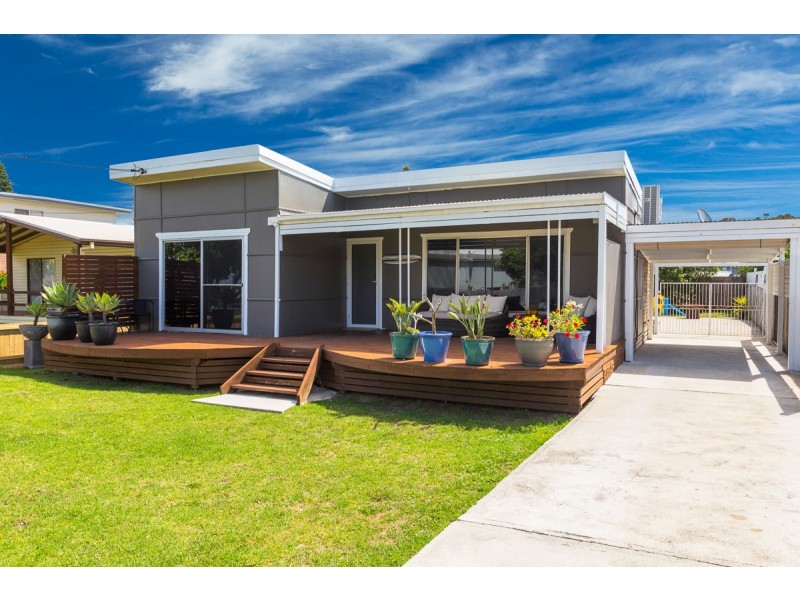 41 Red Hill Parade, Tomakin NSW 2537