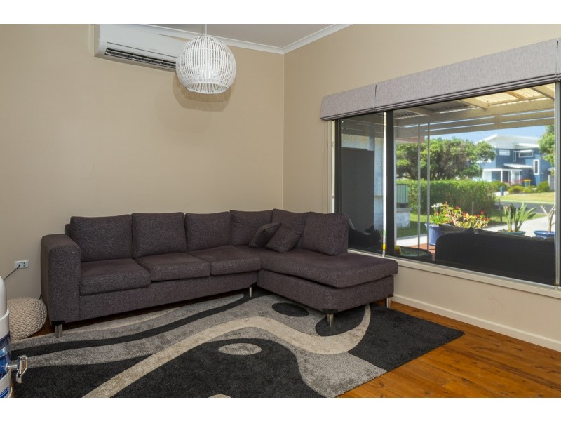 41 Red Hill Parade, Tomakin NSW 2537