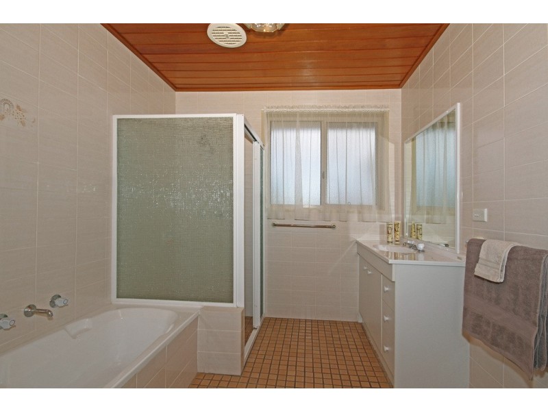 23 Sunshine Bay Road, Sunshine Bay NSW 2536