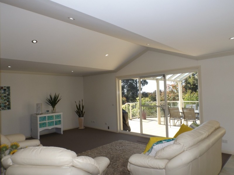 125 Vista Avenue, Batemans Bay NSW 2536