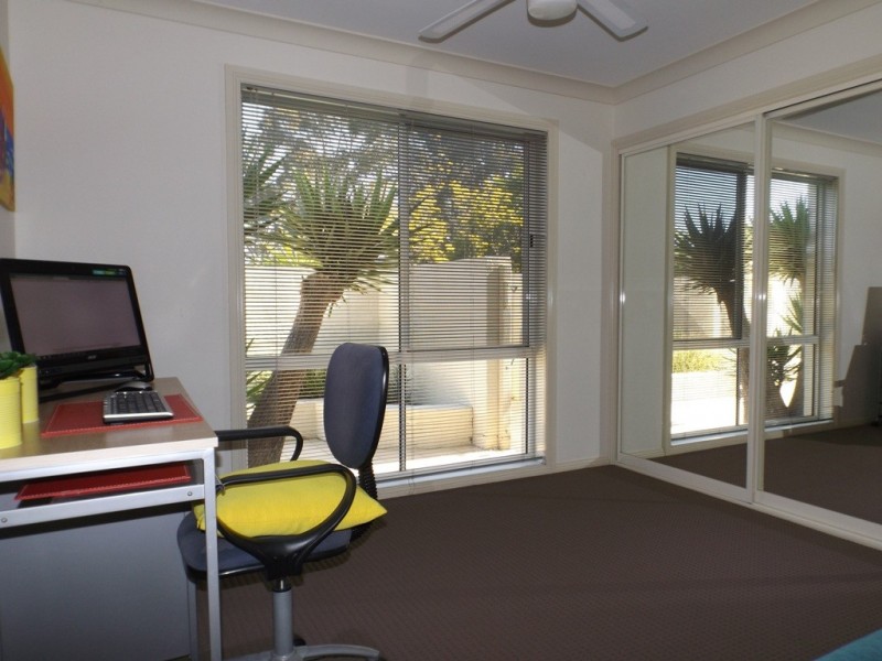 125 Vista Avenue, Batemans Bay NSW 2536