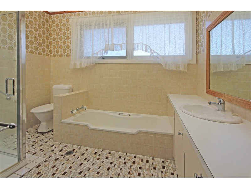 47 Bavarde Avenue, Batemans Bay NSW 2536