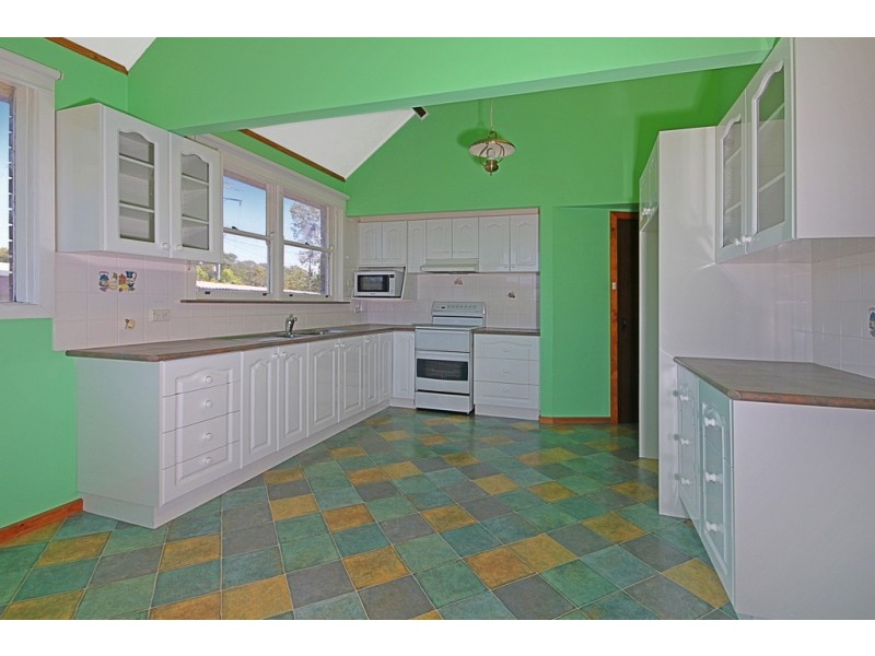 47 Bavarde Avenue, Batemans Bay NSW 2536