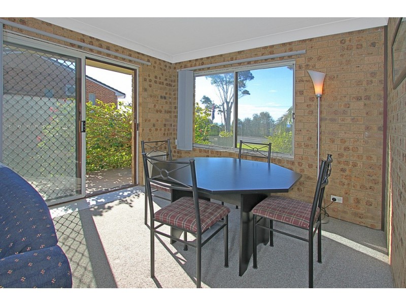 1/676 Beach Road, Surf Beach NSW 2536