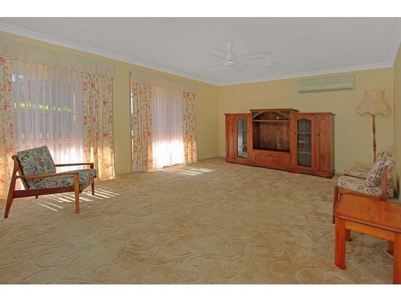 6 Lincoln Crescent, North Batemans Bay NSW 2536