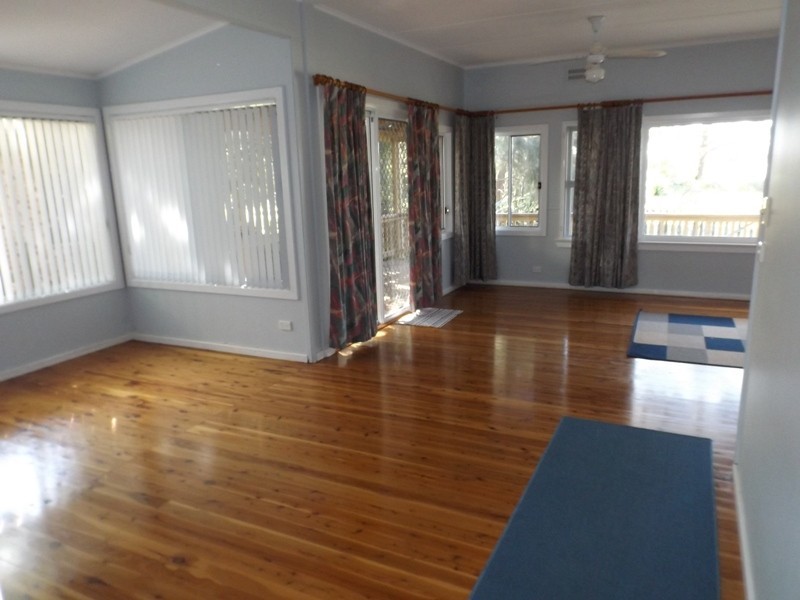 233 Annetts Parade, Mossy Point NSW 2537