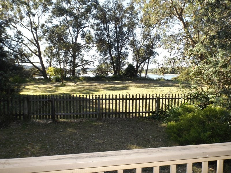 233 Annetts Parade, Mossy Point NSW 2537