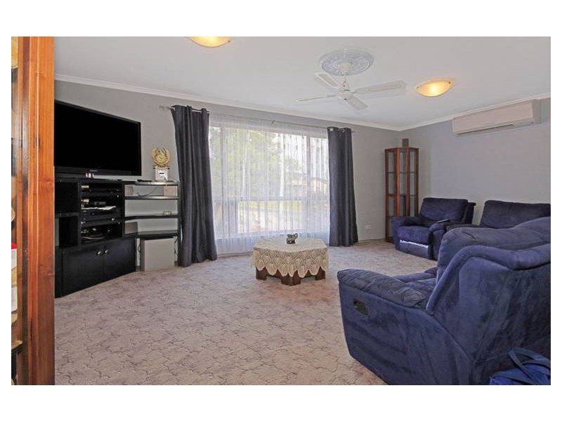 34 Tomakin Place, Tomakin NSW 2537