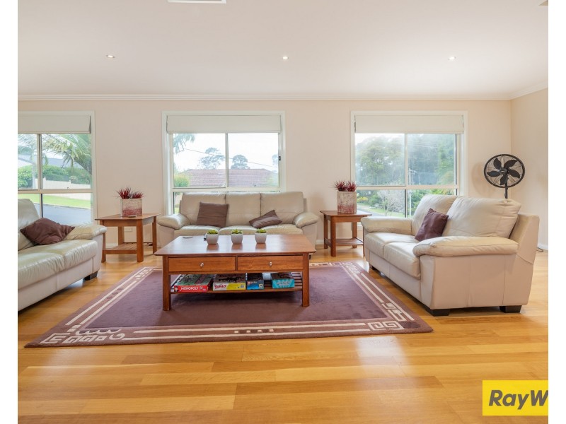 42 Cook Avenue, Surf Beach NSW 2536
