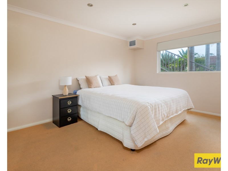 42 Cook Avenue, Surf Beach NSW 2536