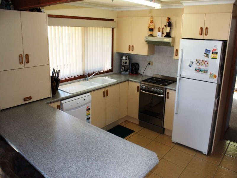 380 George Bass Drive, Malua Bay NSW 2536
