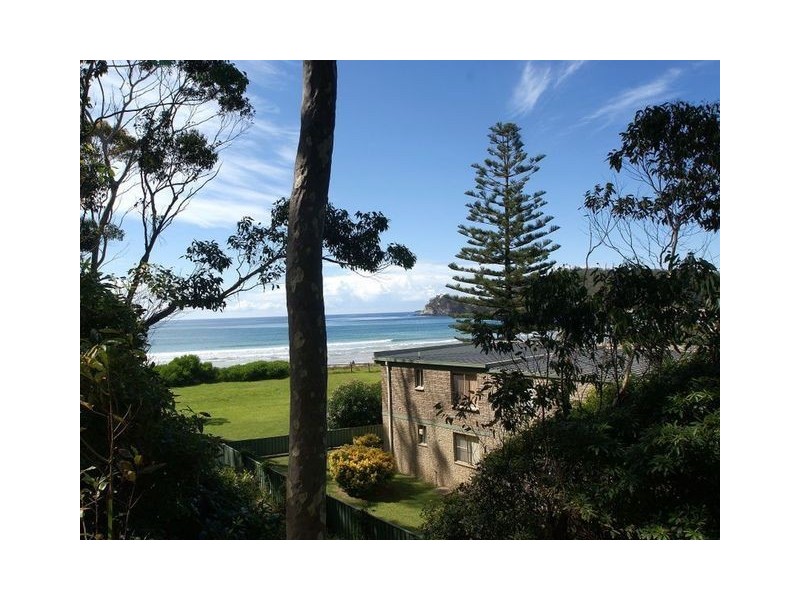 645 Beach Road, Surf Beach NSW 2536