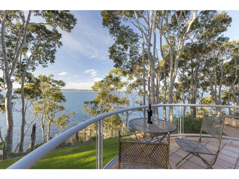 1/17-19 Barbara Crescent, Denhams Beach NSW 2536