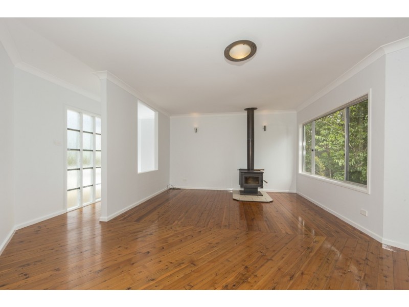 1 Nioka Avenue, Malua Bay NSW 2536