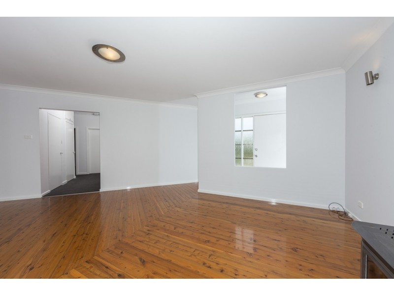 1 Nioka Avenue, Malua Bay NSW 2536