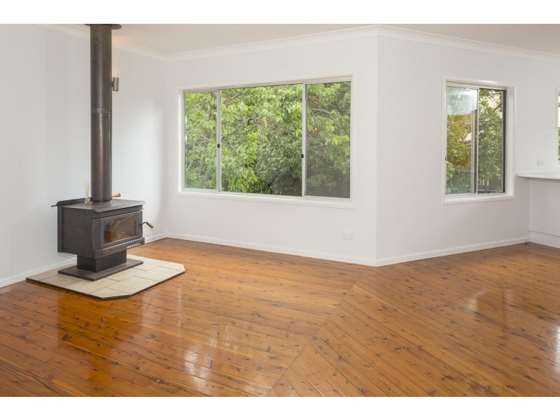 1 Nioka Avenue, Malua Bay NSW 2536