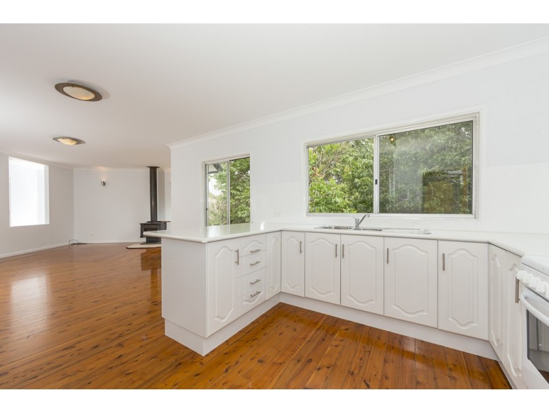 1 Nioka Avenue, Malua Bay NSW 2536