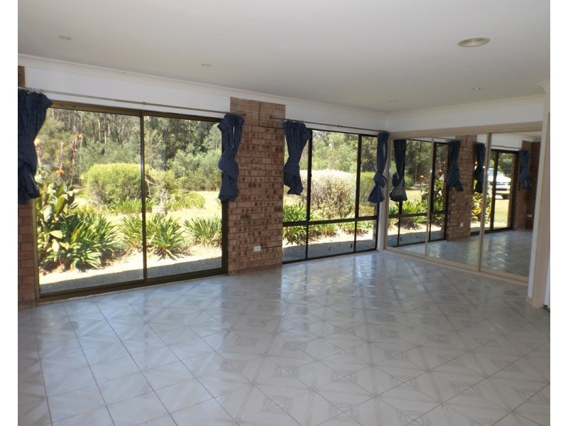 128 Old Mossy Point Road, Mossy Point NSW 2537