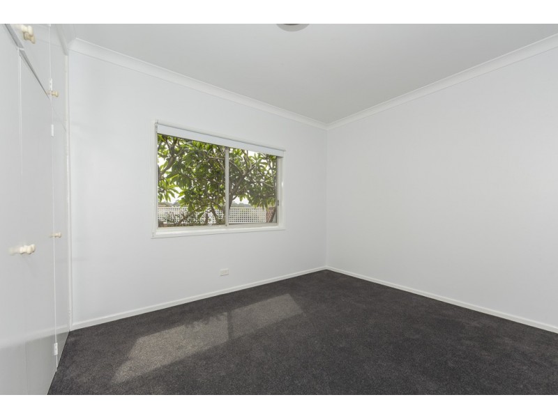 1 Nioka Avenue, Malua Bay NSW 2536