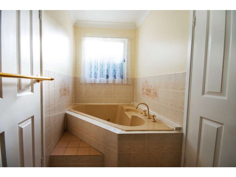 29 Explorers Way, Surf Beach NSW 2536