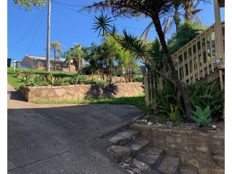 16 Pyang Ave, Malua Bay NSW 2536