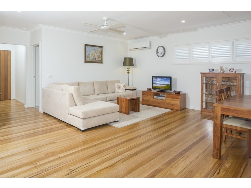 67 Berrima Parade, Surfside NSW 2536