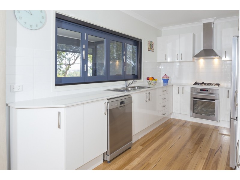 67 Berrima Parade, Surfside NSW 2536