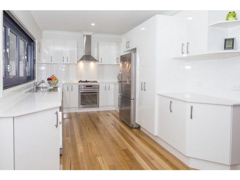 67 Berrima Parade, Surfside NSW 2536