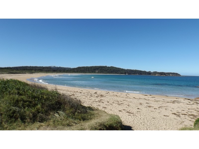 7 Bagarin Avenue, Tomakin NSW 2537