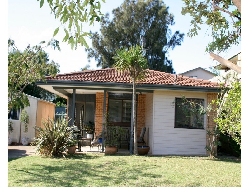 8 Binda Street, Malua Bay NSW 2536