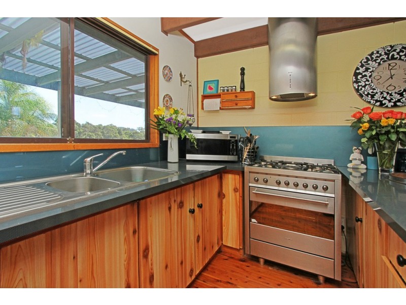 27 Ocean Avenue, Surf Beach NSW 2536