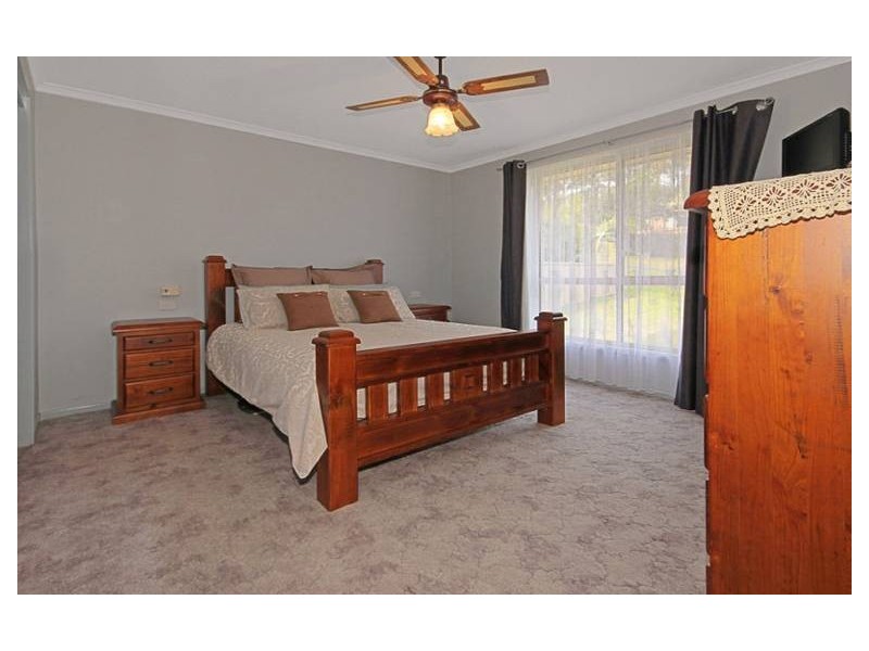 34 Tomakin Place, Tomakin NSW 2537