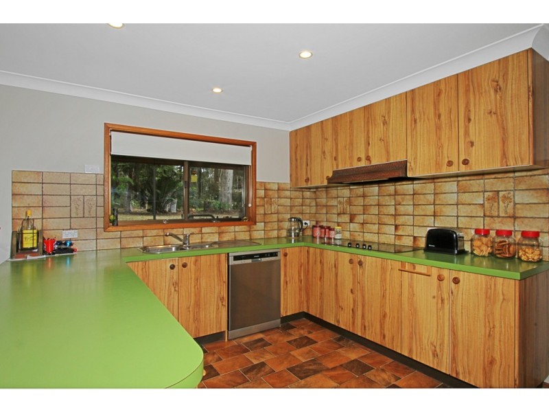 60 Cook Avenue, Surf Beach NSW 2536