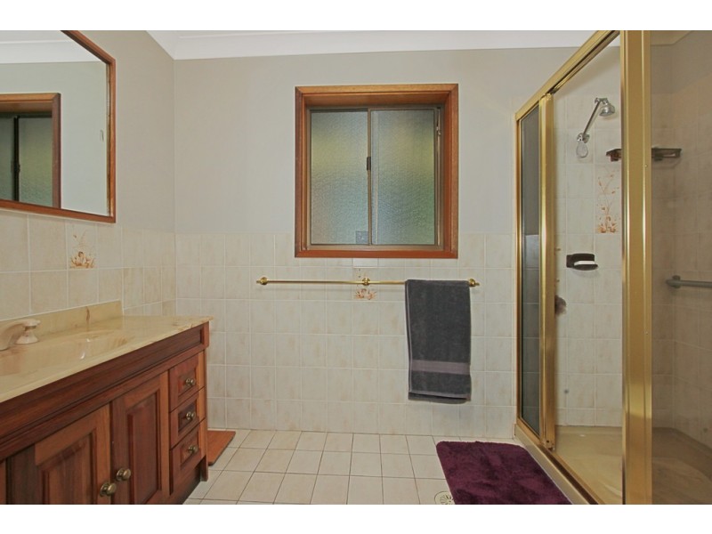 60 Cook Avenue, Surf Beach NSW 2536