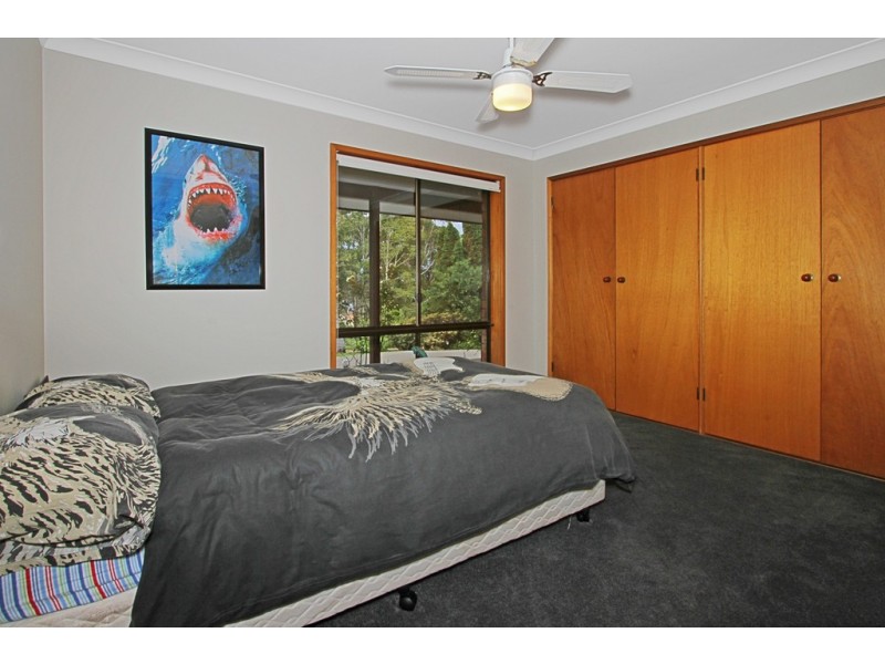 60 Cook Avenue, Surf Beach NSW 2536