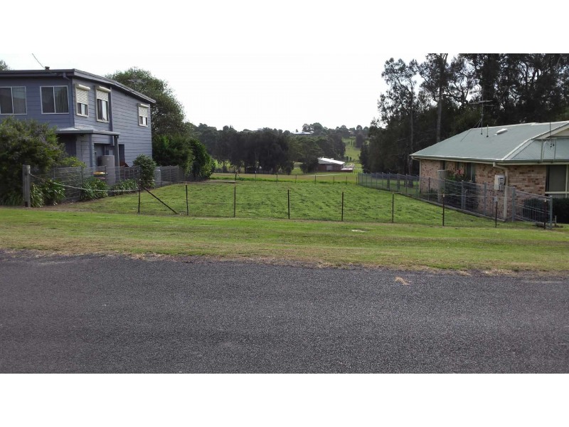 46 Lake Street, Tuross Head NSW 2537