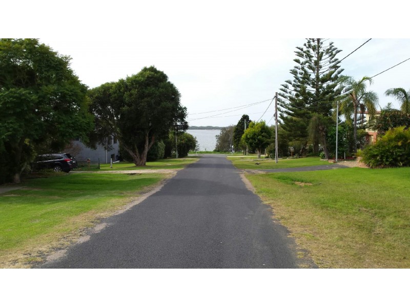46 Lake Street, Tuross Head NSW 2537