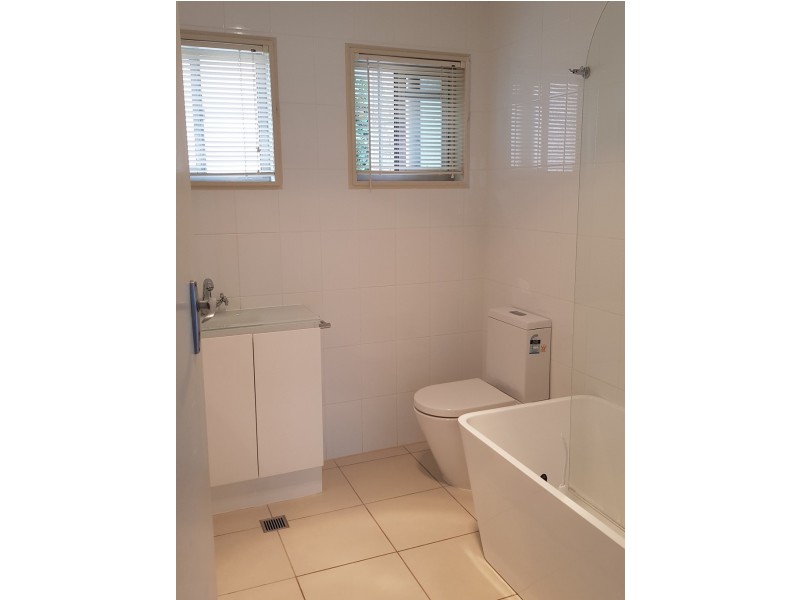 1/5 Riverview Crescent, Catalina NSW 2536