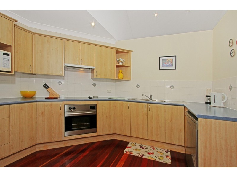 3 Blaxland Crescent, Sunshine Bay NSW 2536