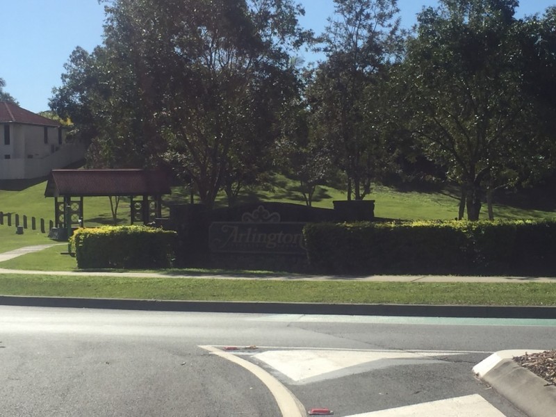 3 Carroll Court, Arana Hills QLD 4054