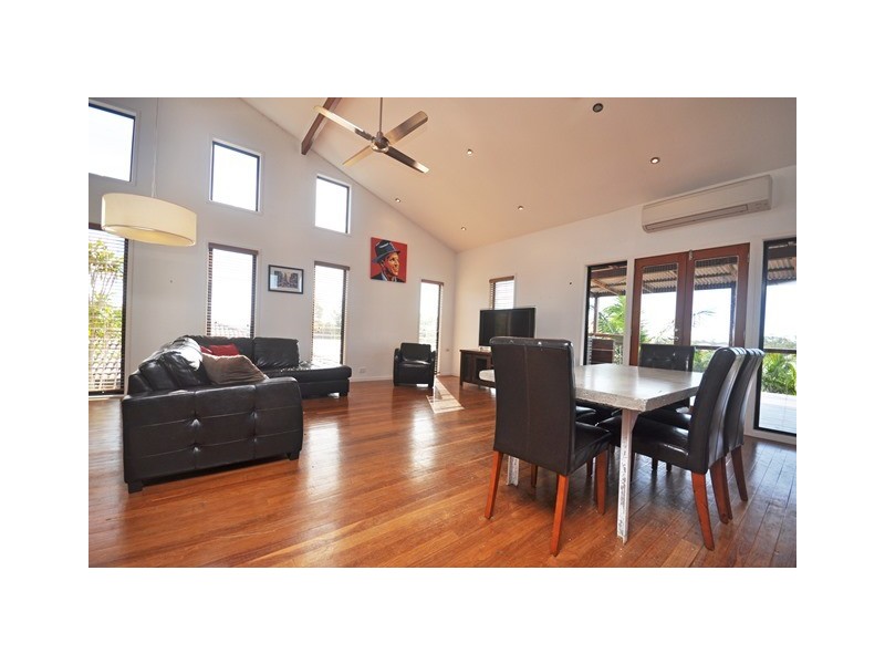 32 Young Road, Narangba QLD 4504