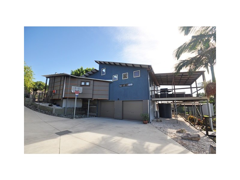 32 Young Road, Narangba QLD 4504