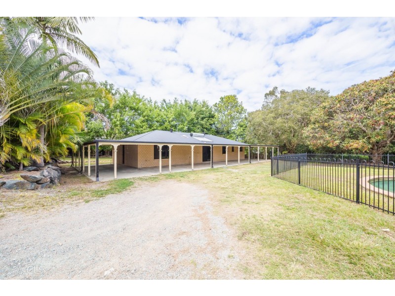 58 Pumicestone Road, Caboolture QLD 4510
