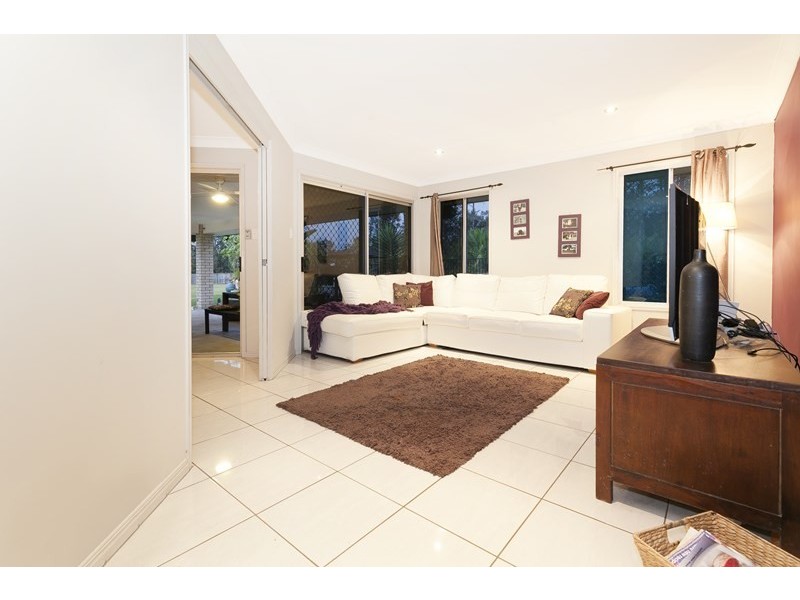 17 Kirsty Court, Caboolture QLD 4510