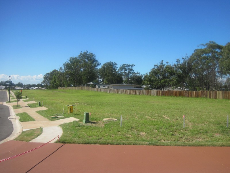 29 (Lot 44) Benham Ave, Kallangur QLD 4503